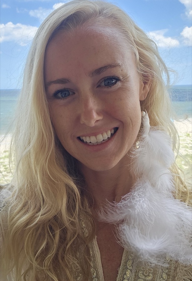 Alma Lowe